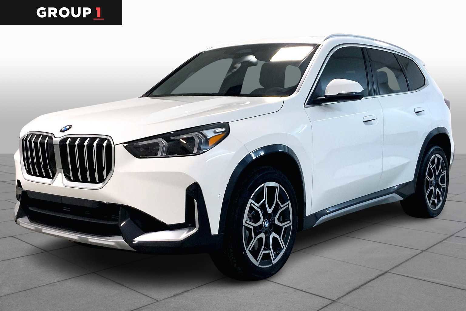 New 2026 BMW X1 xDrive28i w/ Convenience Package image 1