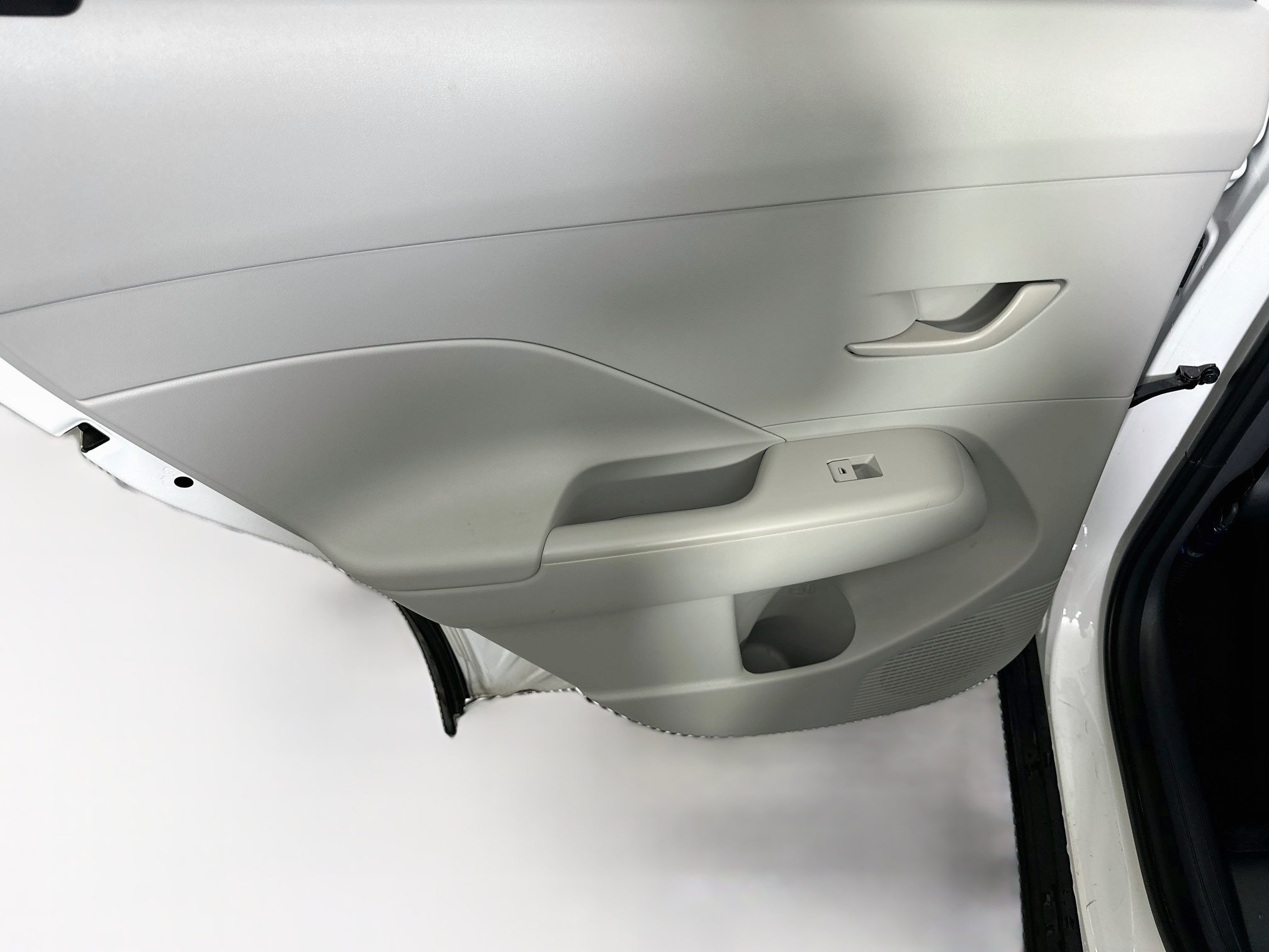 Used 2025 Hyundai Kona SEL FWD image 25