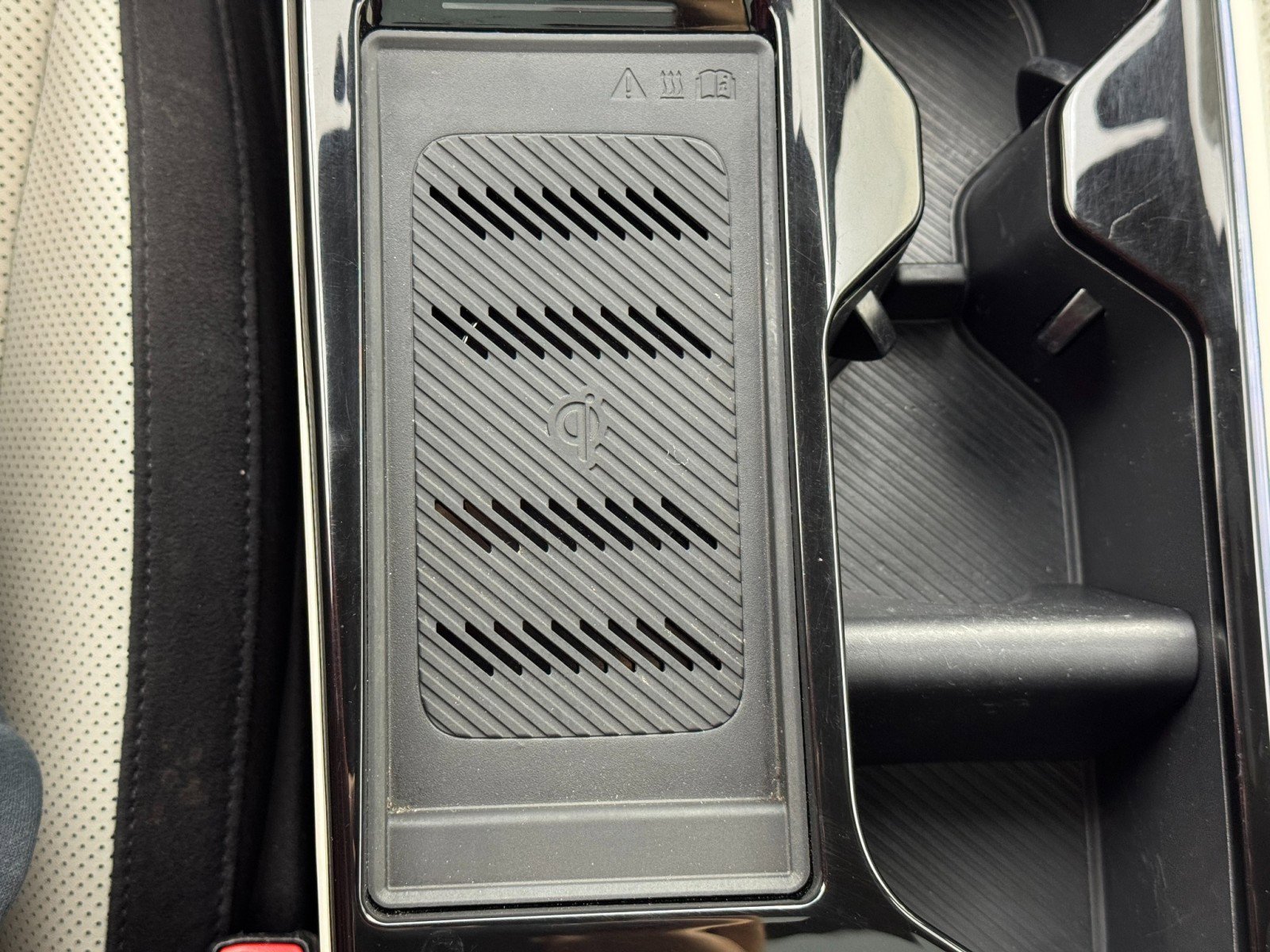 Used 2023 Kia EV6 GT-Line w/ GT-Line White Seat Package image 33