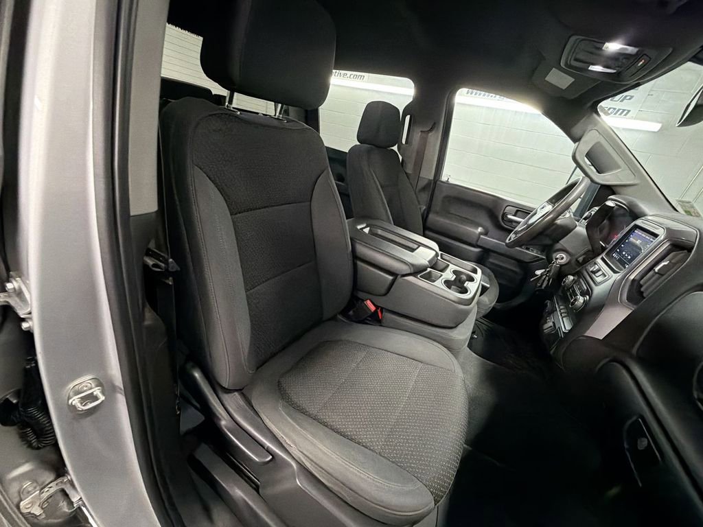 Used 2021 Chevrolet Silverado 2500 Custom w/ Custom Value Package image 24