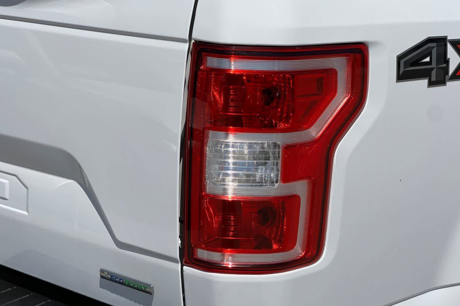 Used 2019 Ford F150 XLT w/ Equipment Group 302A Luxury AWD/4WD image 32