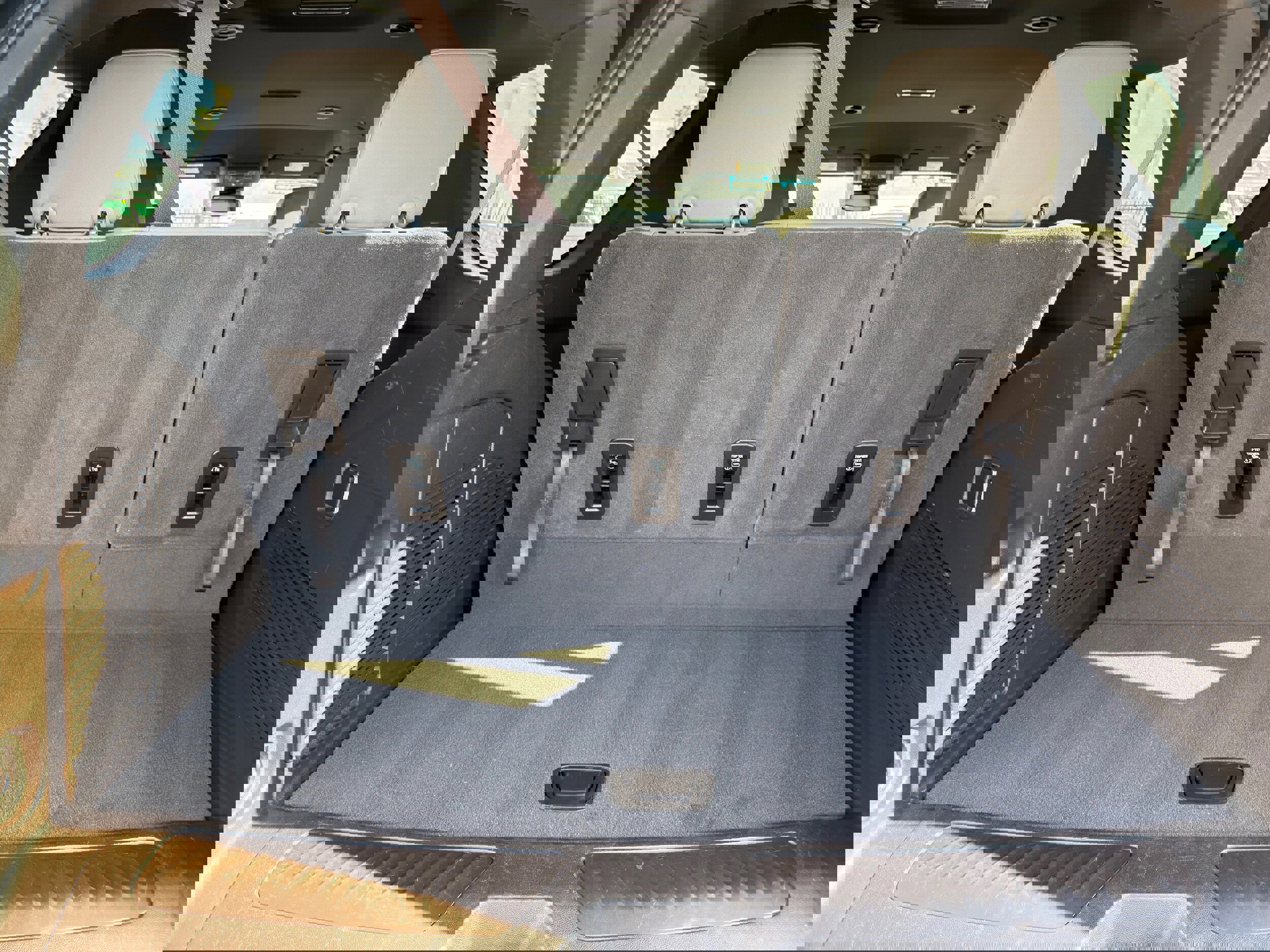 Used 2024 Chevrolet Tahoe LT image 16