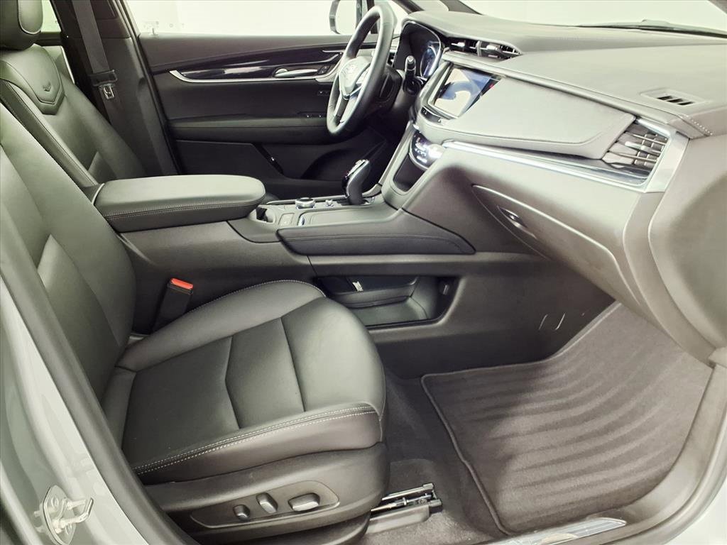 Certified 2025 Cadillac XT5 Premium Luxury image 22