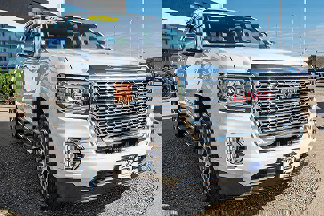 Used 2022 GMC Canyon Denali image 7