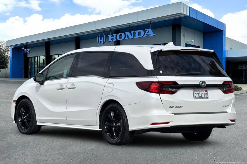 Used 2023 Honda Odyssey Sport image 10