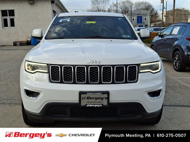 Used 2022 Jeep Grand Cherokee Laredo X AWD/4WD image 3