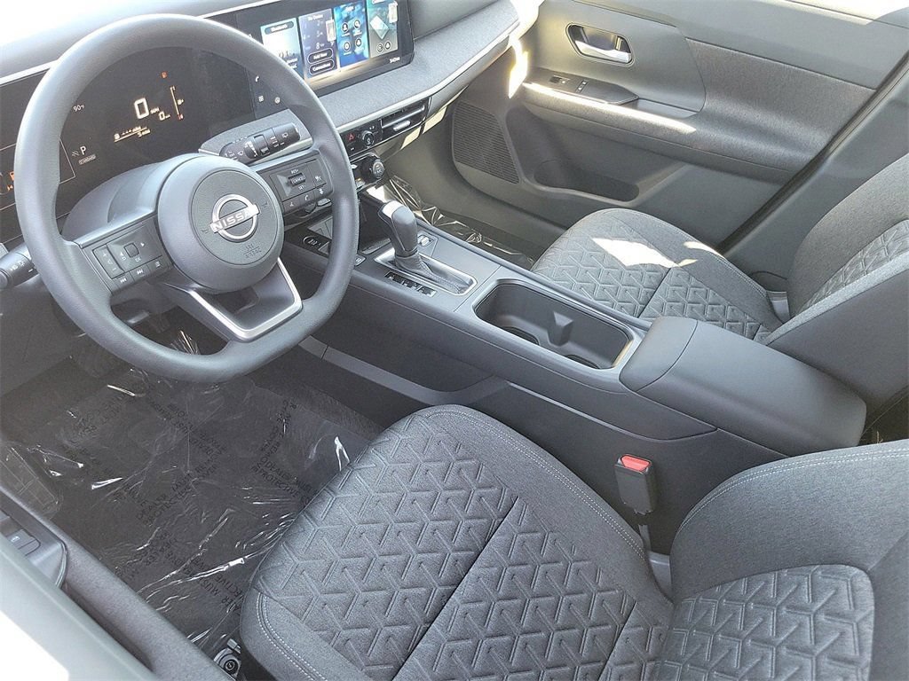 New 2026 Nissan Kicks SV FWD image 5