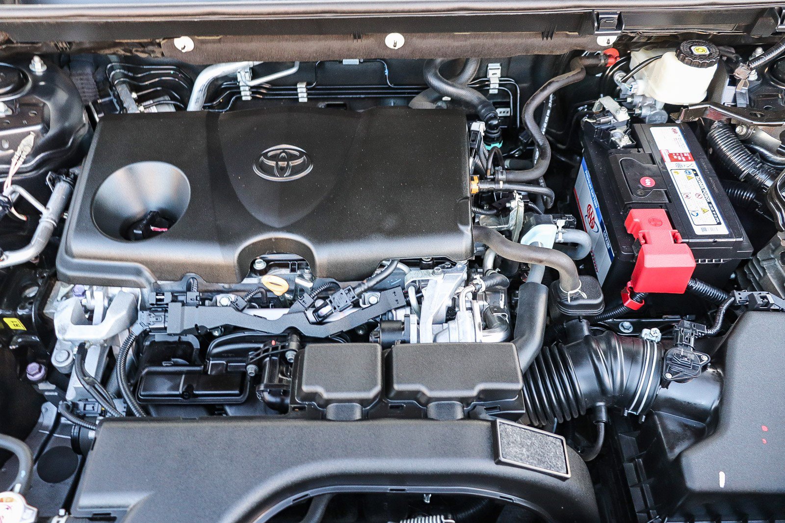 Used 2021 Toyota RAV4 XLE Premium image 28