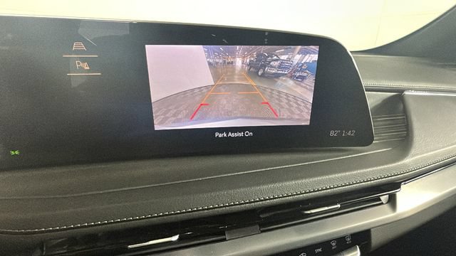 Used 2024 Cadillac XT4 Premium Luxury AWD/4WD image 20