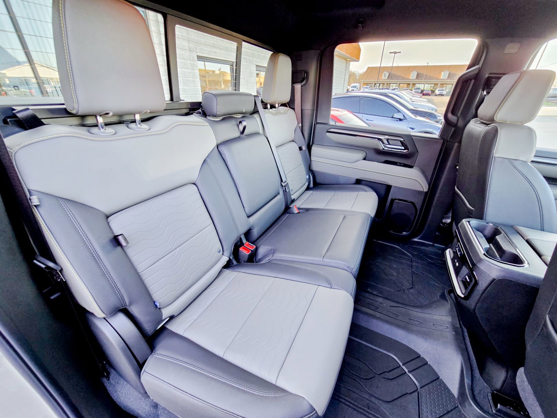 Used 2026 Chevrolet Silverado 2500 ZR2 w/ LPO, Dark Essentials Package image 26