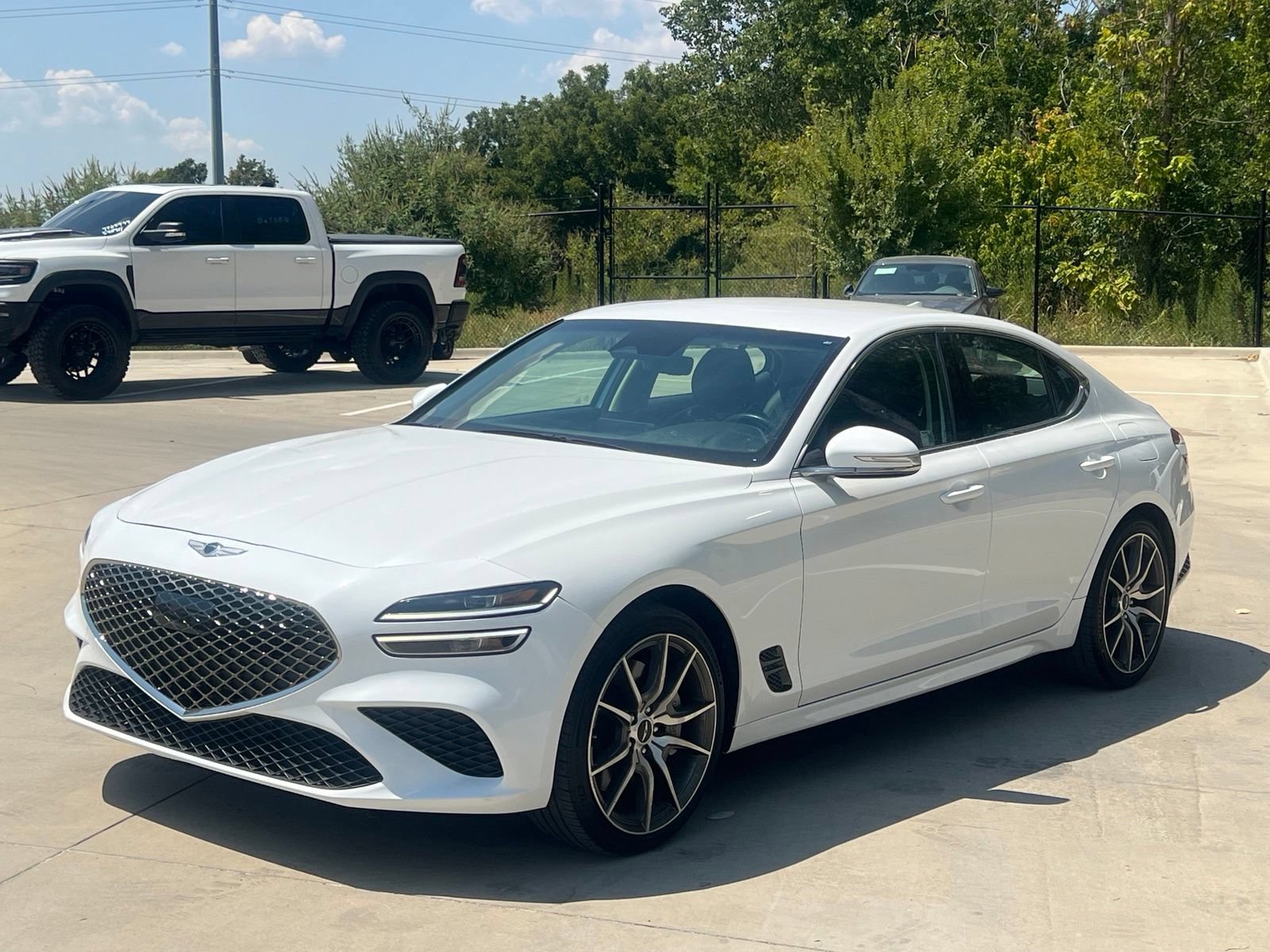 Used 2025 Genesis G70 2.5T RWD image 5
