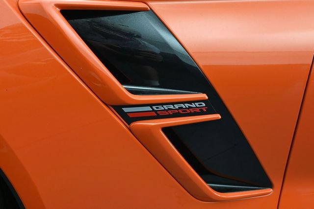 Used 2019 Chevrolet Corvette Grand Sport w/ Grand Sport Heritage Package RWD image 23
