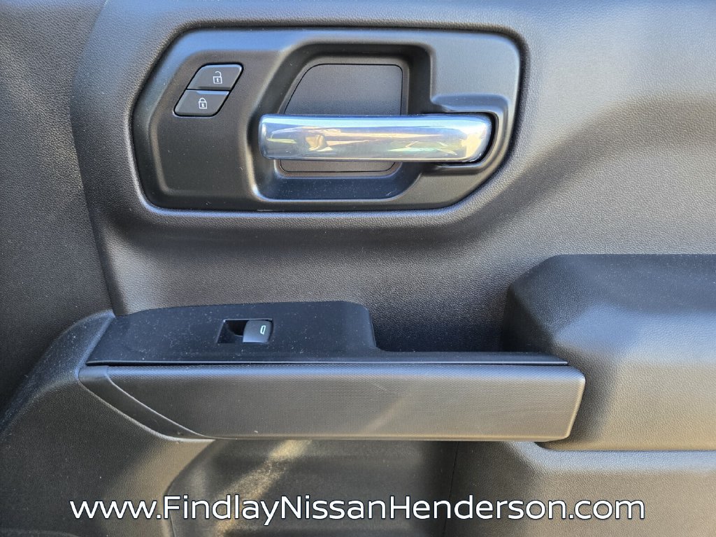 Used 2020 Chevrolet Silverado 1500 Custom w/ Custom Value Package RWD image 18