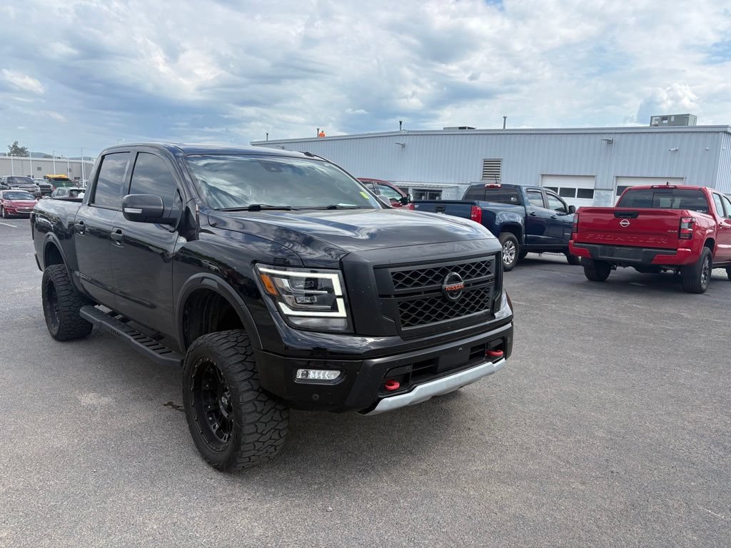Used 2020 Nissan Titan PRO-4X w/ Pro-4x Convenience Package AWD/4WD image 2