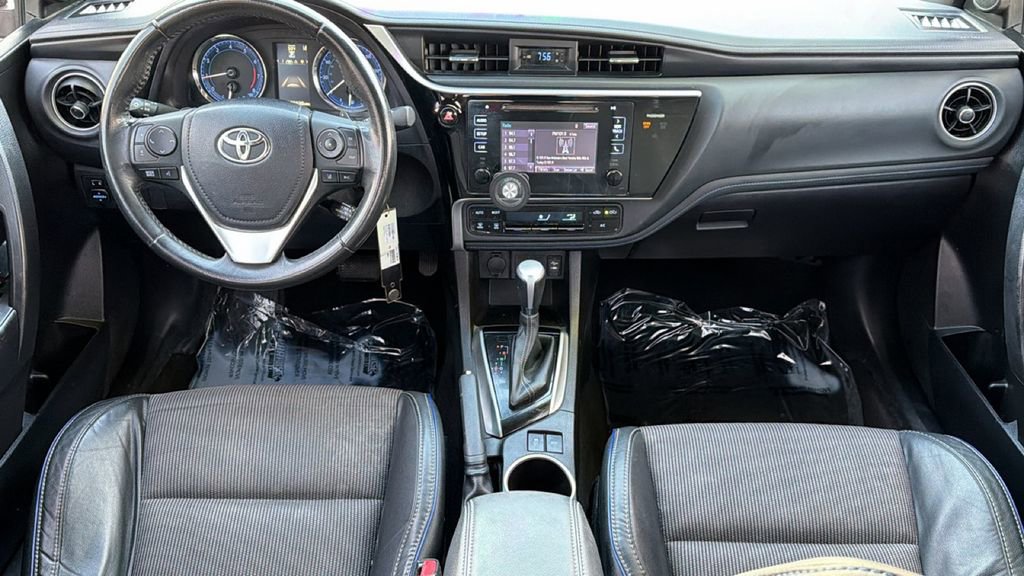 Used 2017 Toyota Corolla SE image 36