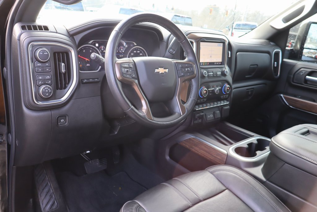 Used 2021 Chevrolet Silverado 2500 High Country w/ Z71 Off-Road Package image 4
