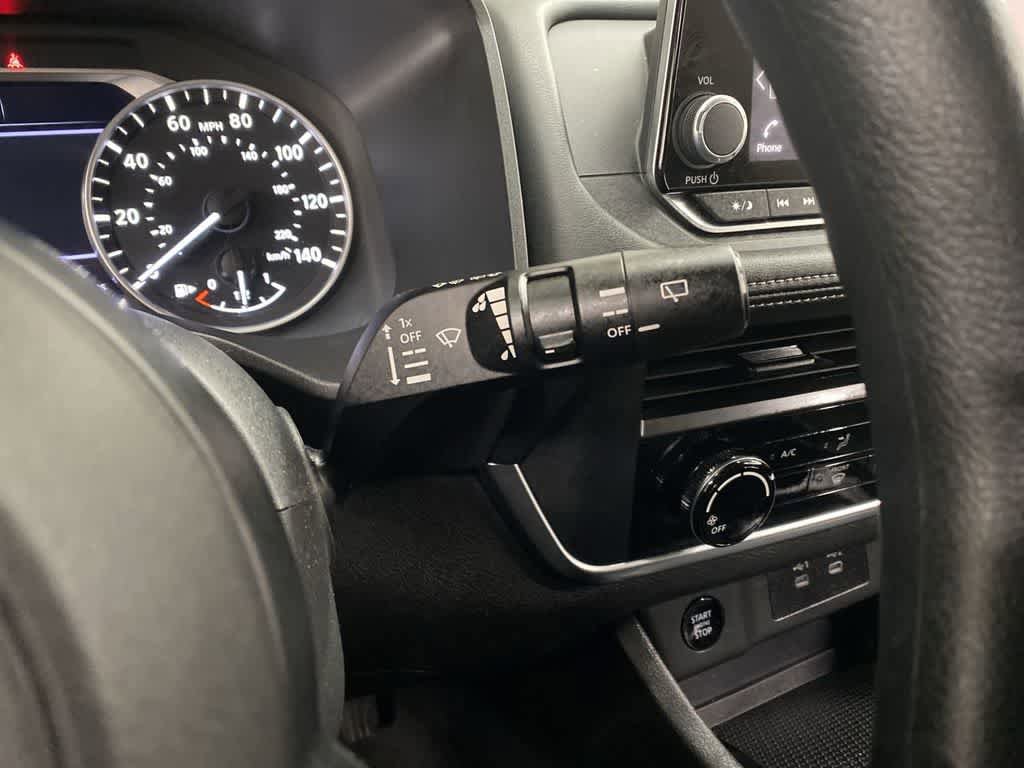 Used 2024 Nissan Rogue S AWD/4WD image 22