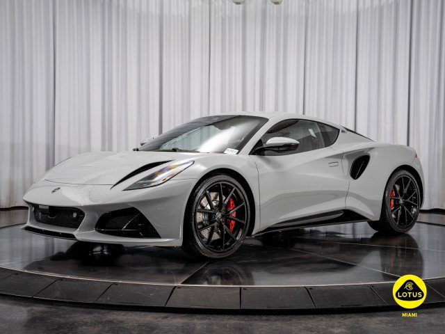 New 2026 Lotus Emira SE image 4