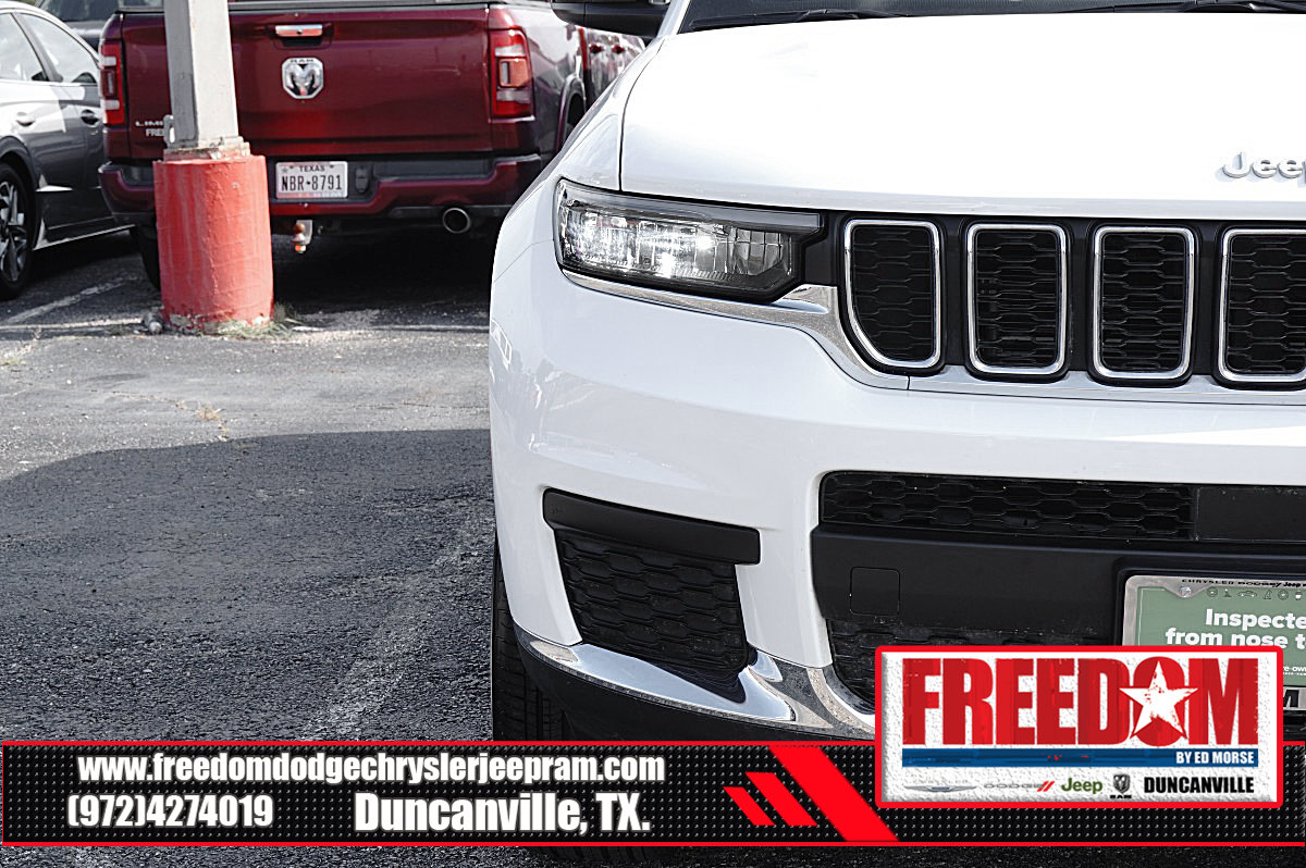 Certified 2025 Jeep Grand Cherokee L Laredo RWD image 43