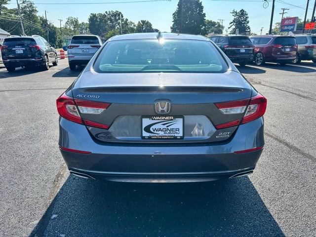 Used 2018 Honda Accord Touring image 7