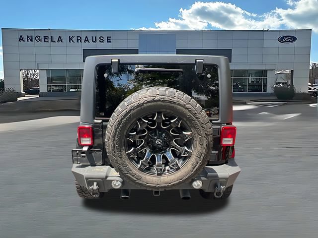 Used 2017 Jeep Wrangler Unlimited Sahara AWD/4WD image 6