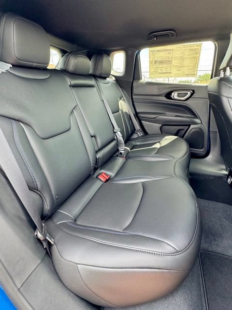New 2026 Jeep Compass Limited AWD/4WD image 14
