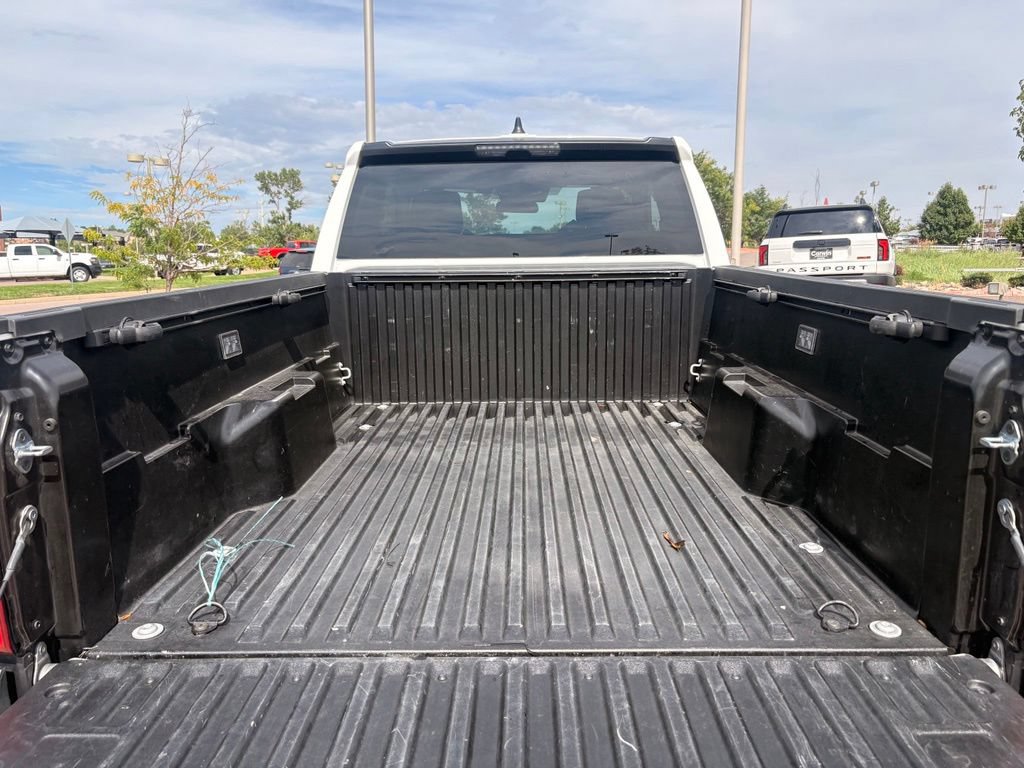 Used 2025 Toyota Tacoma SR AWD/4WD image 28