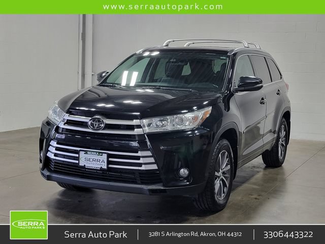 Used 2017 Toyota Highlander XLE AWD/4WD video 1