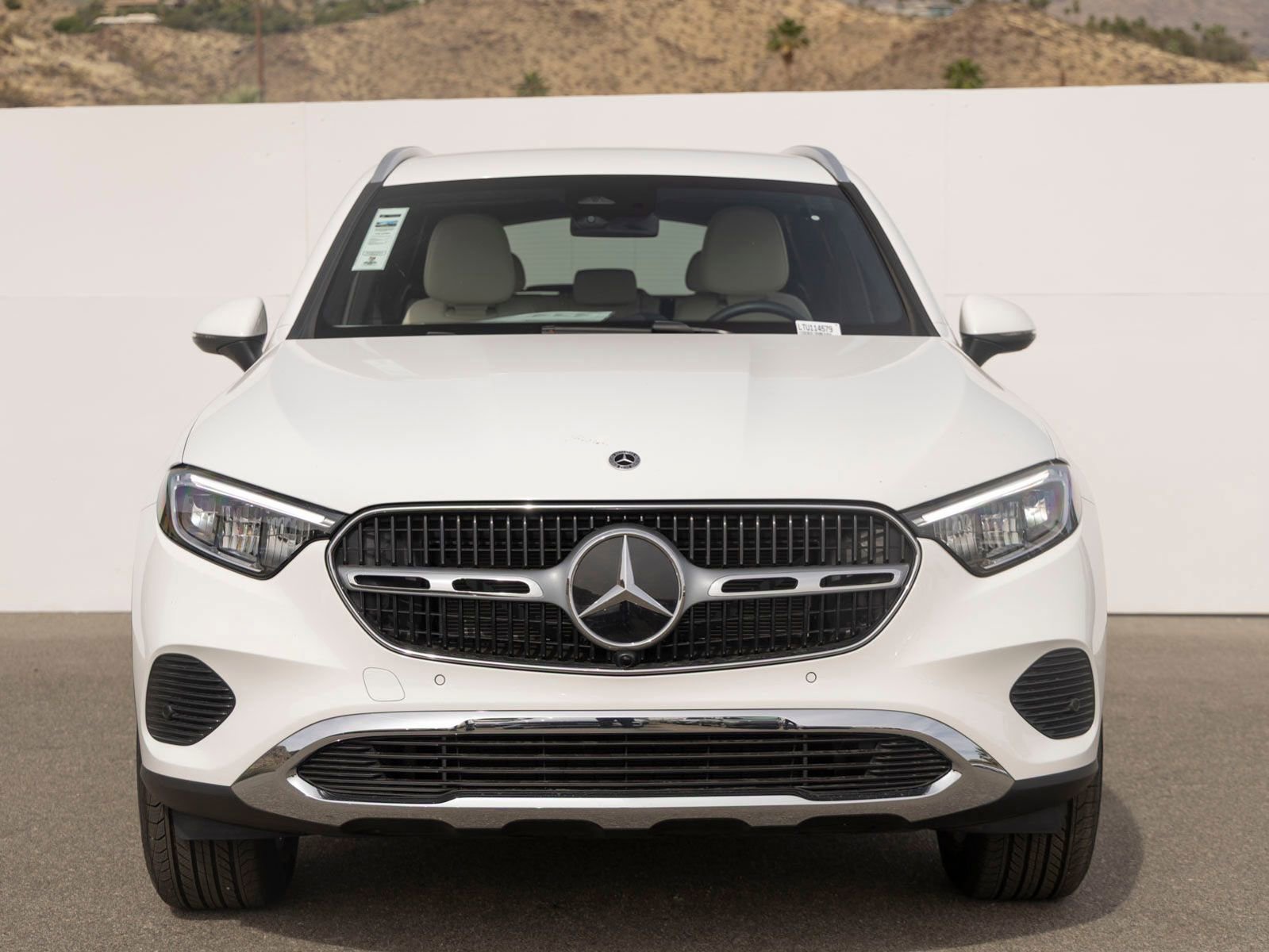 Used 2026 Mercedes-Benz GLC 300 image 4
