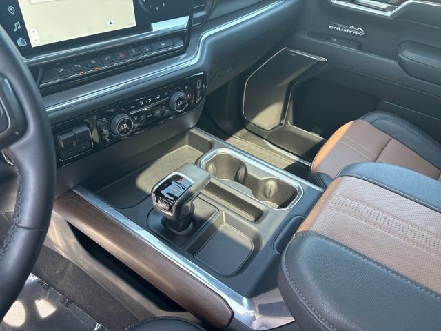 Used 2024 Chevrolet Silverado 1500 High Country w/ Technology Package image 19