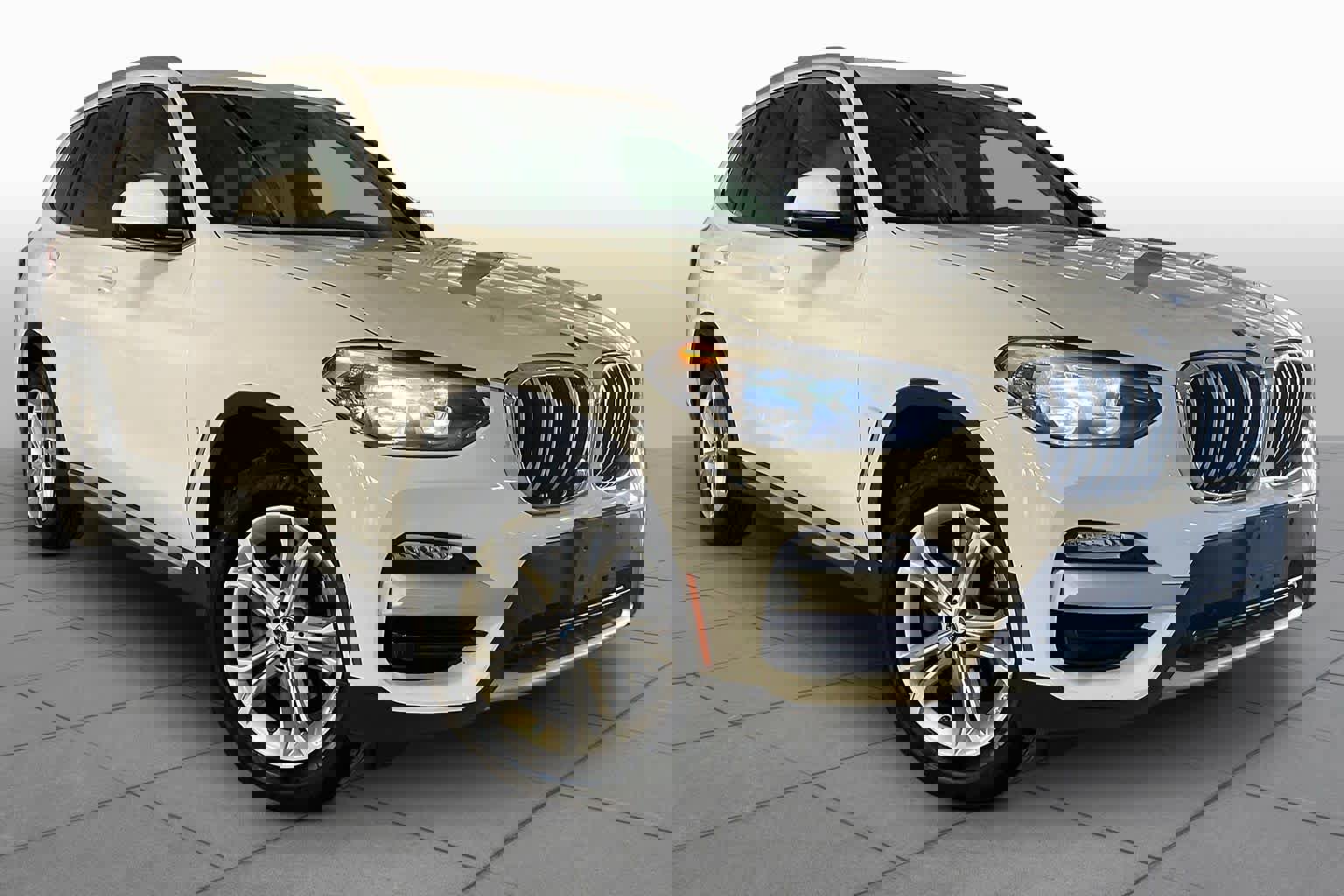 Used 2019 BMW X3 sDrive30i w/ Driving Assistance Package image 2