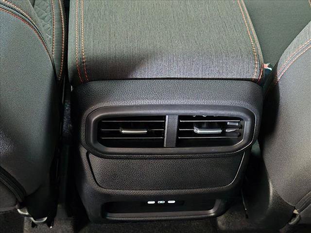 Used 2025 Honda Pilot Sport image 18