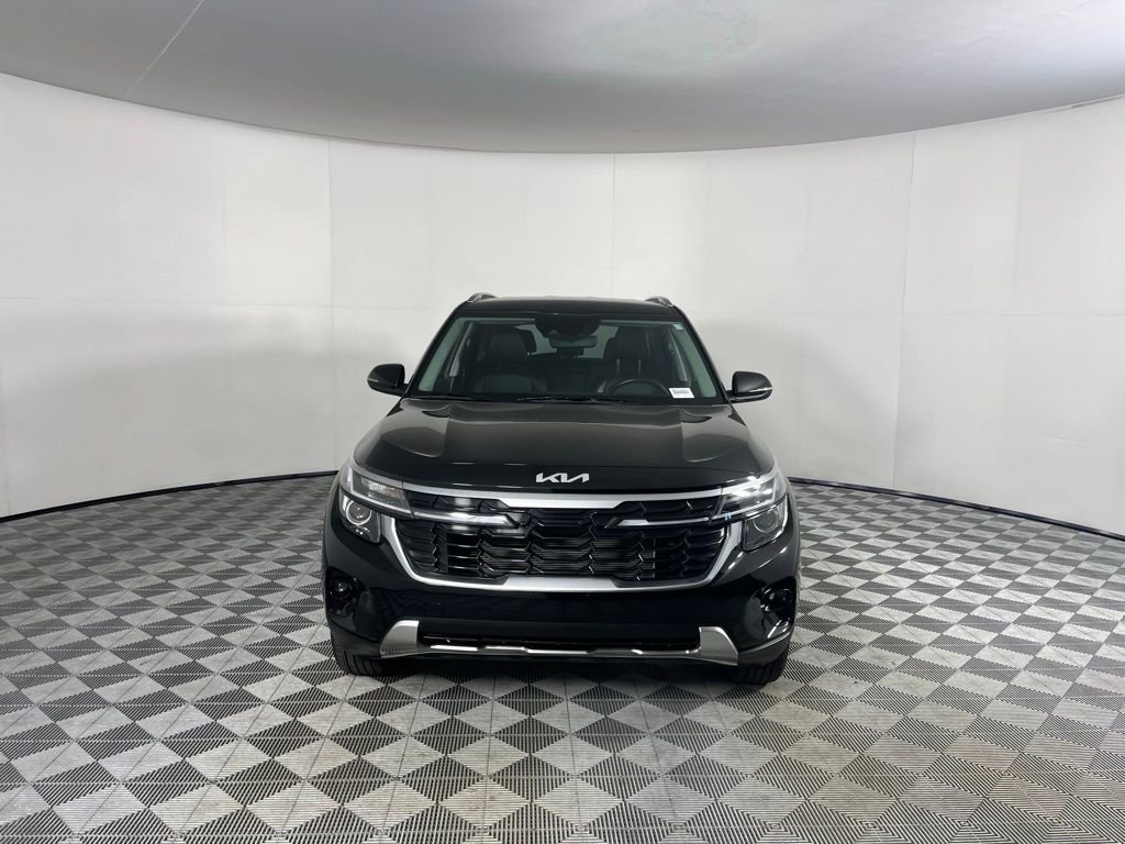 Used 2025 Kia Seltos EX image 5