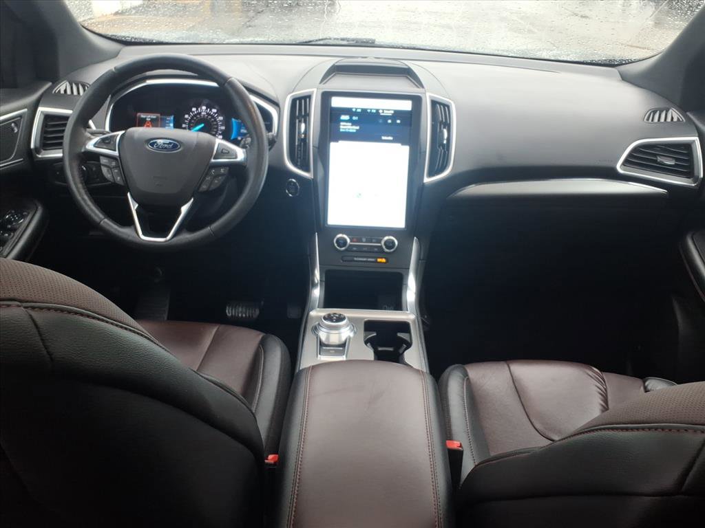 Used 2021 Ford Edge Titanium w/ Equipment Group 301A image 10