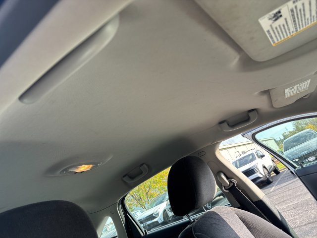 Used 2010 Chevrolet Impala LT FWD image 16
