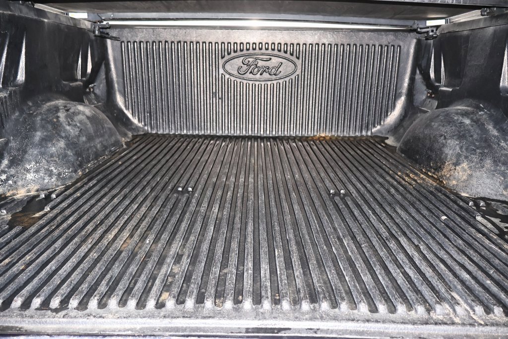 Used 2014 Ford F150 Lariat image 34