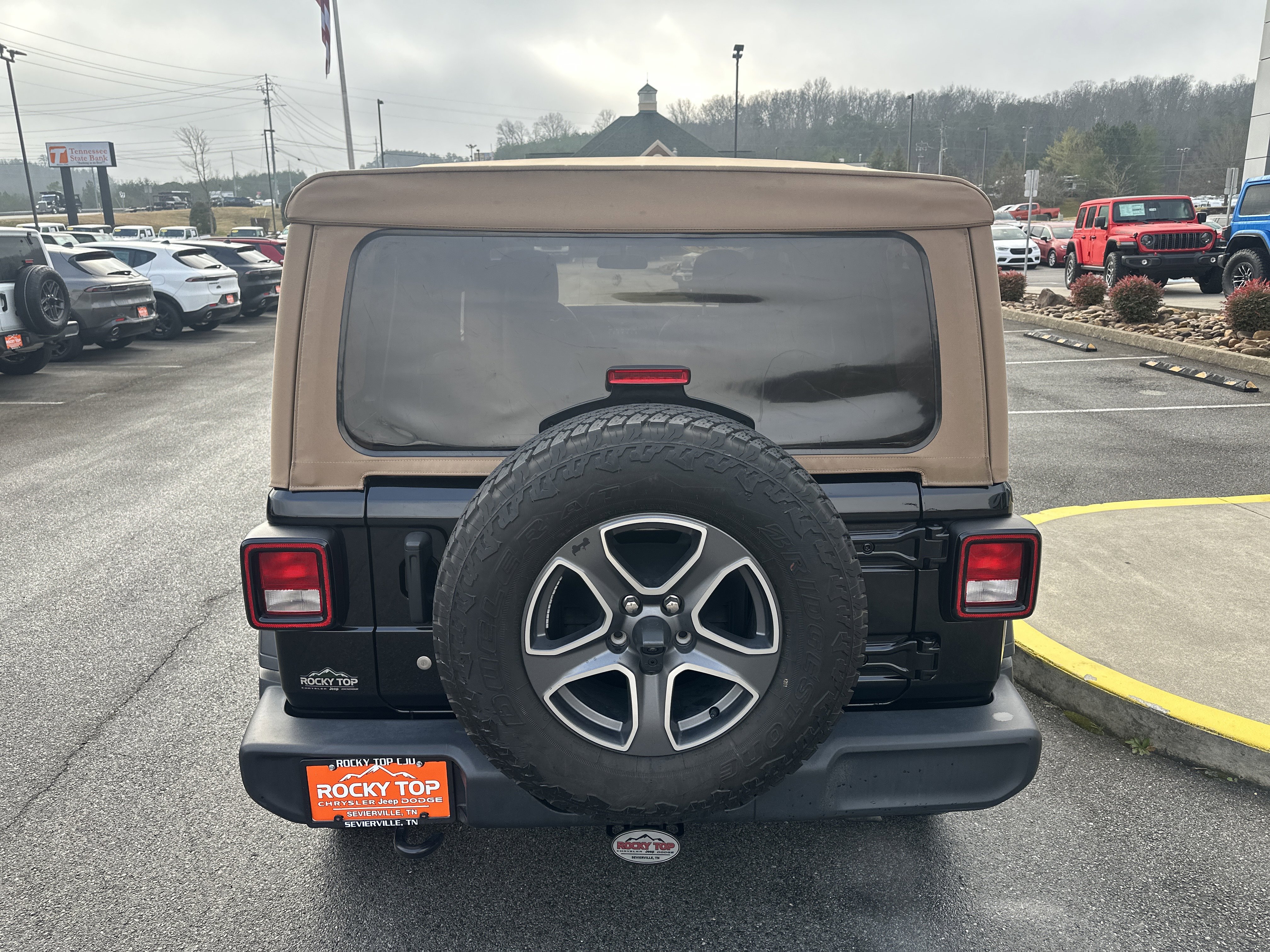 Used 2020 Jeep Wrangler Unlimited Sport image 10