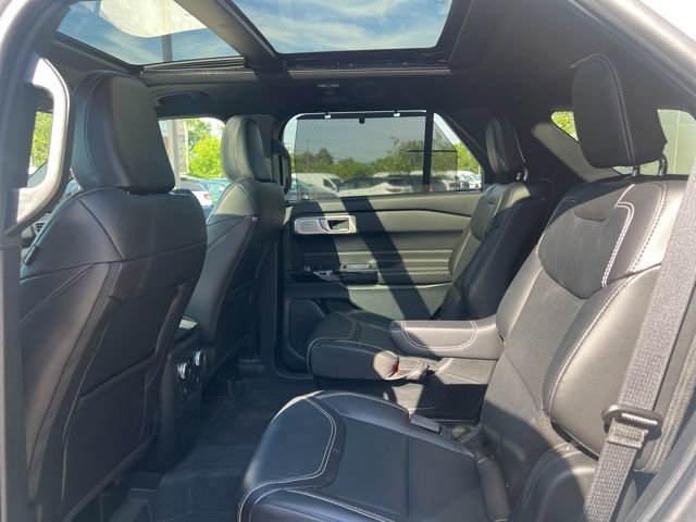 Used 2024 Ford Explorer ST w/ Equipment Group 401A AWD/4WD image 19