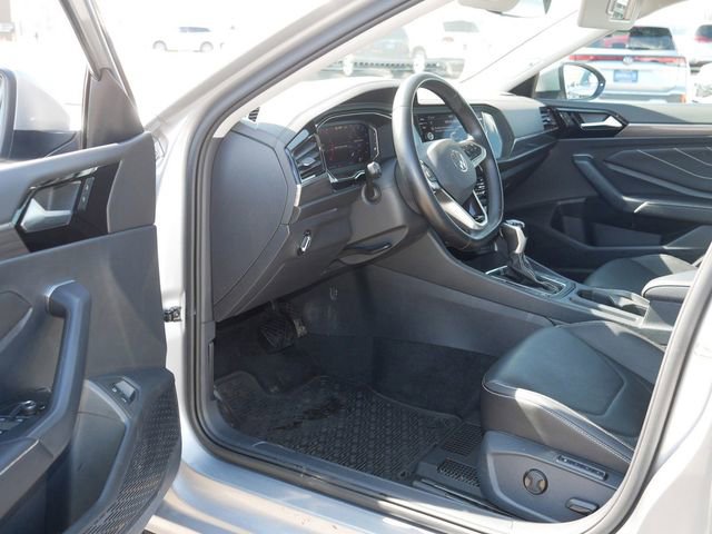 Certified 2022 Volkswagen Jetta SEL image 12