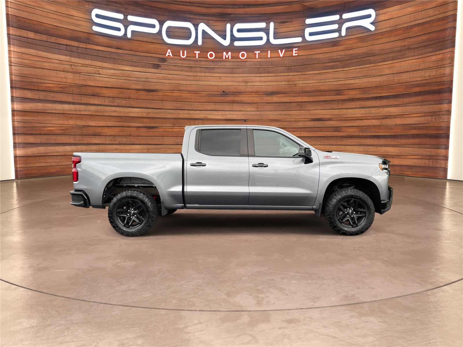 Used 2021 Chevrolet Silverado 1500 LT Trail Boss w/ Convenience Package II image 7