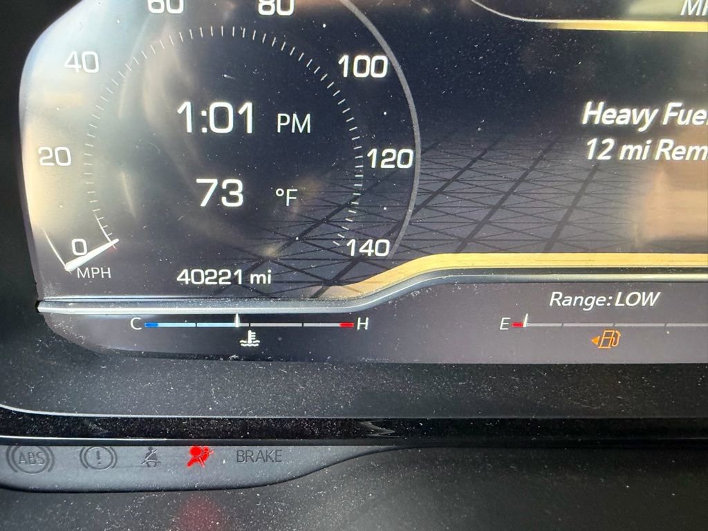 Used 2023 GMC Yukon Denali Ultimate AWD/4WD image 12