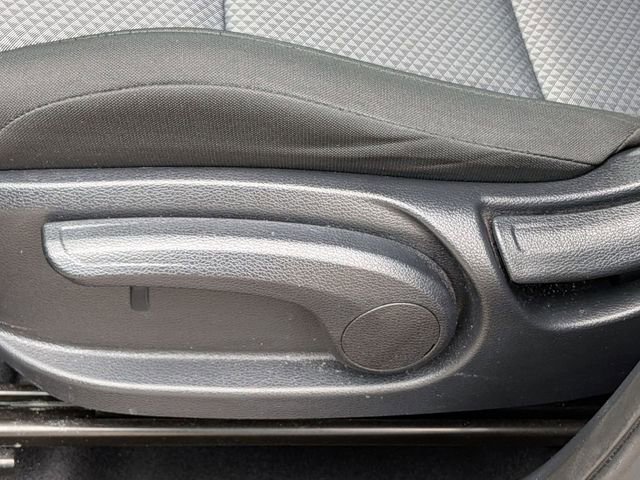 Used 2025 Kia Soul LX w/ LX Technology Package image 13