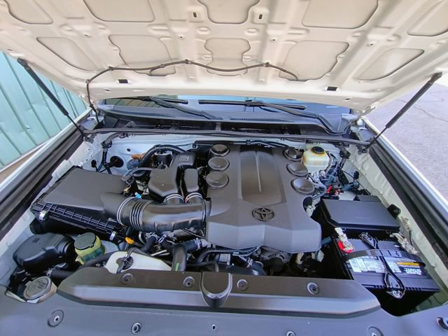 Used 2013 Toyota 4Runner SR5 image 59