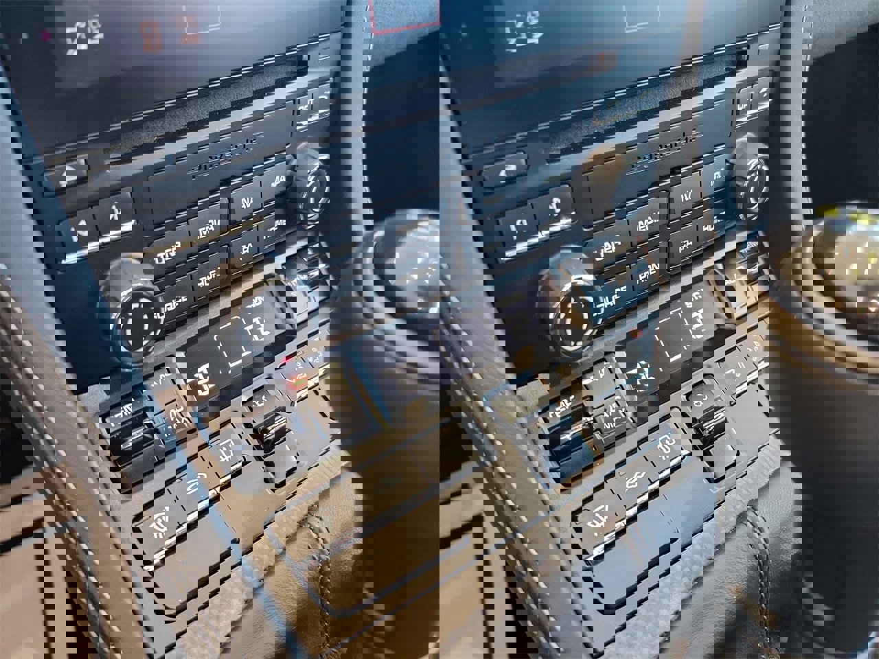 Used 2023 Porsche 718 Cayman GT4 RS image 21