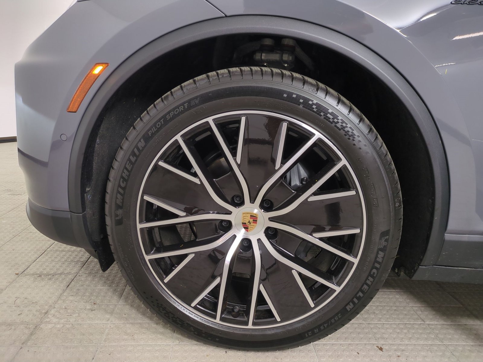 New 2026 Porsche Macan Electric RWD image 13