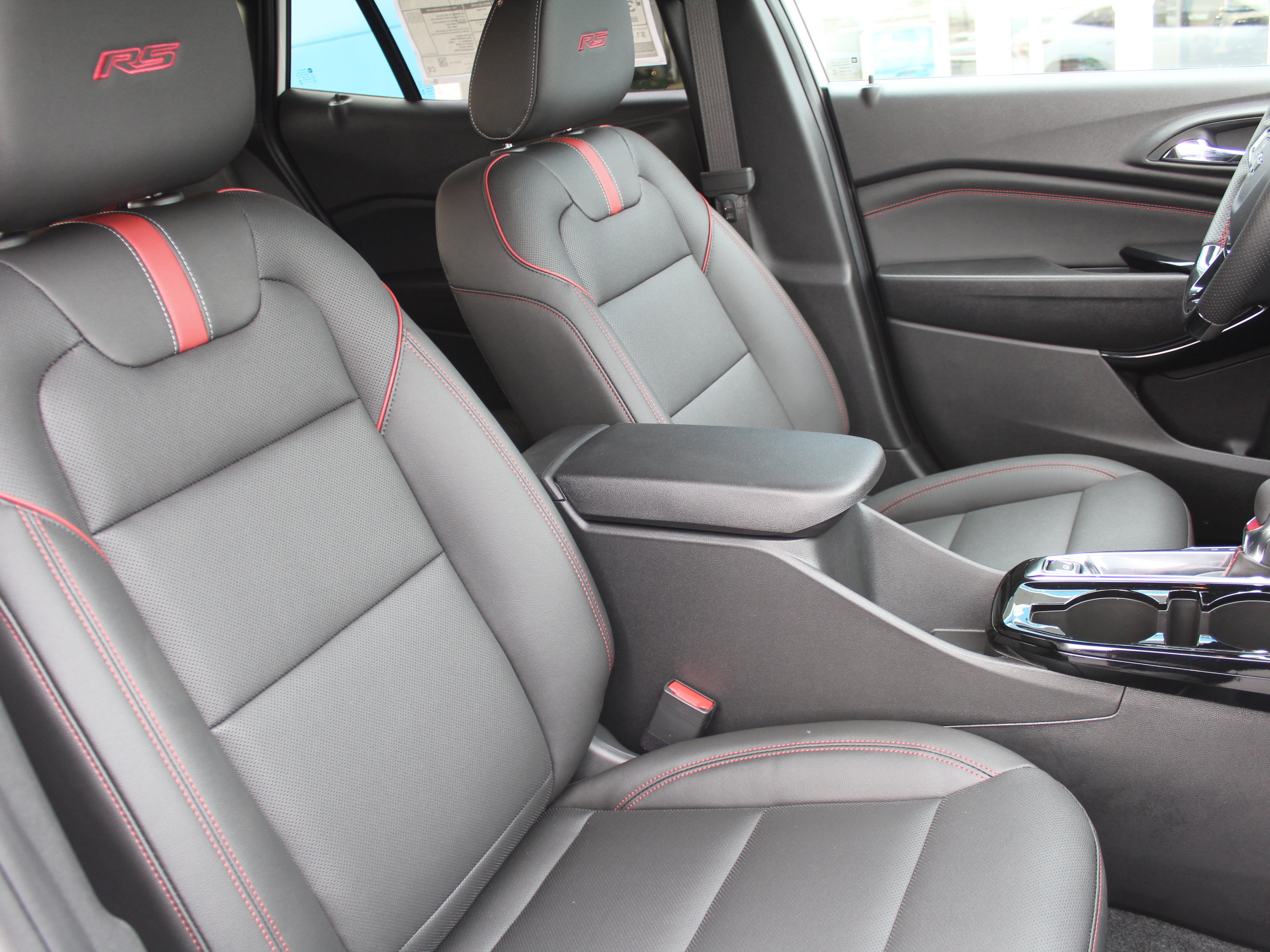 New 2026 Chevrolet Trax RS image 15