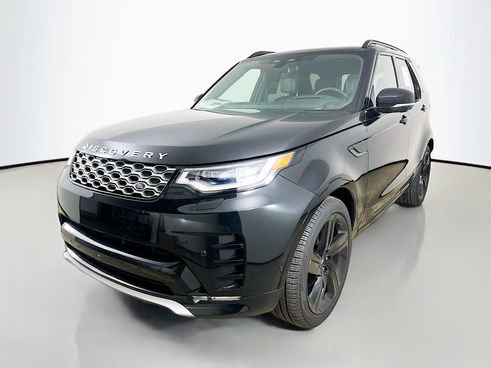 Used 2025 Land Rover Discovery Metropolitan Edition