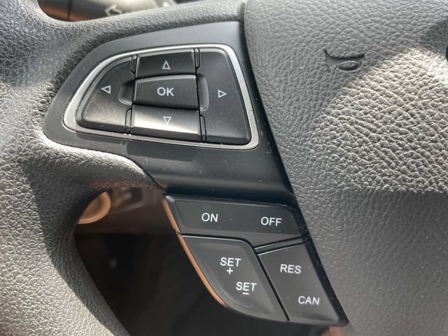 Used 2018 Ford Focus SEL FWD image 29