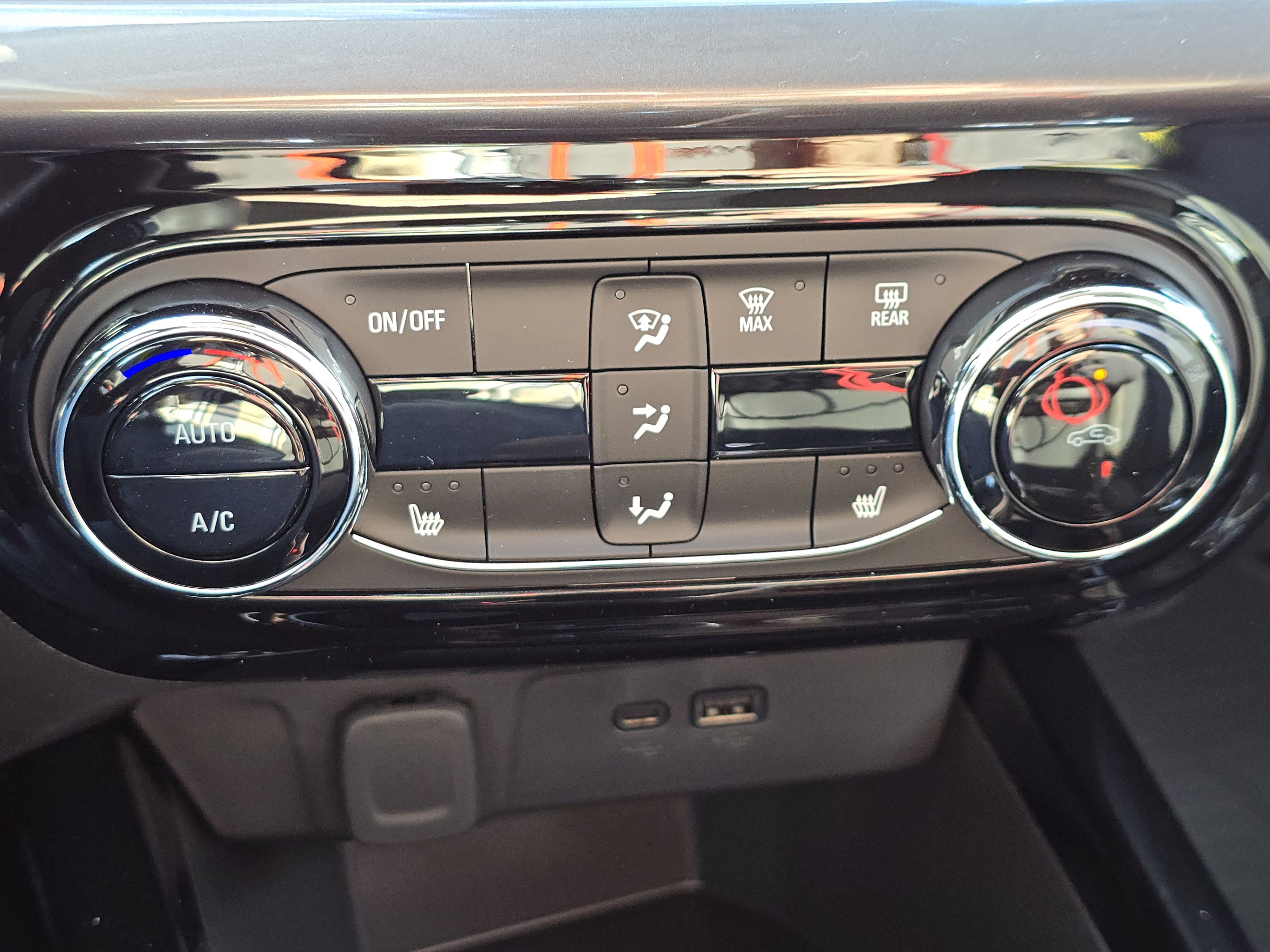 New 2026 Chevrolet Trax ACTIV w/ Driver Confidence Package image 22