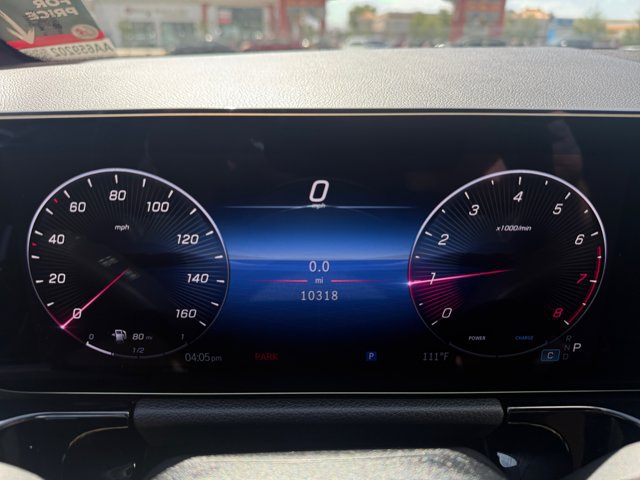 Used 2025 Mercedes-Benz GLA 250 4MATIC image 16